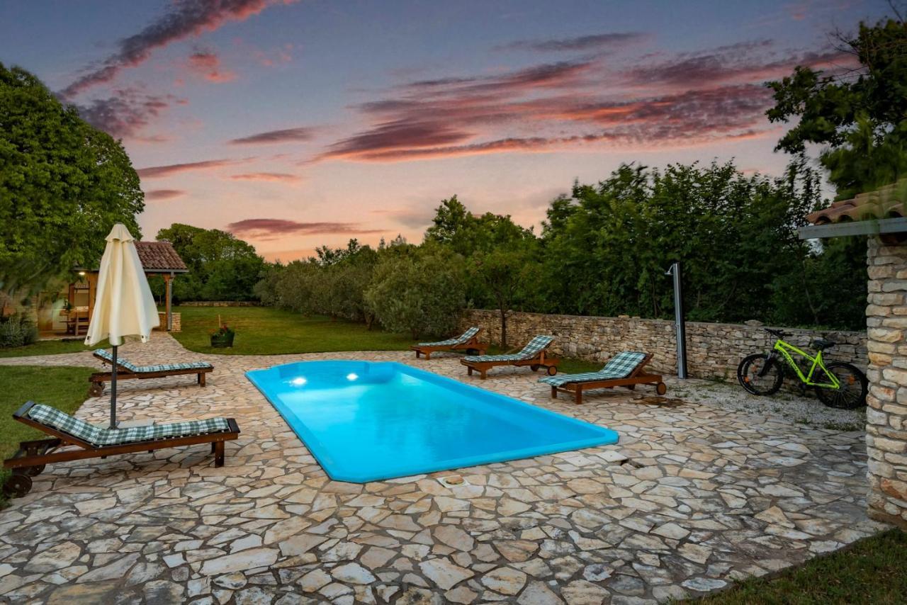 Villa Daja - Adriatic Luxury Villas Oklaj ภายนอก รูปภาพ